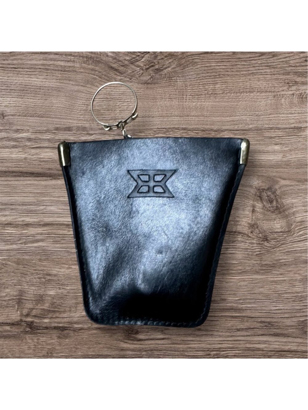 Vintage Black Leather Squeeze Change Pouch With Keyring & Metal Accents 3.5”